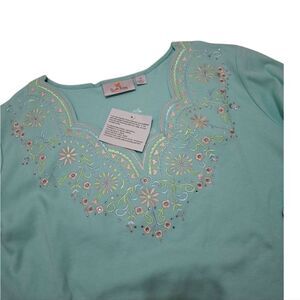 Quaker Factory Floral Tunnic Embroidered Rhinestone 3/4 Sleeve Top 1X NWT